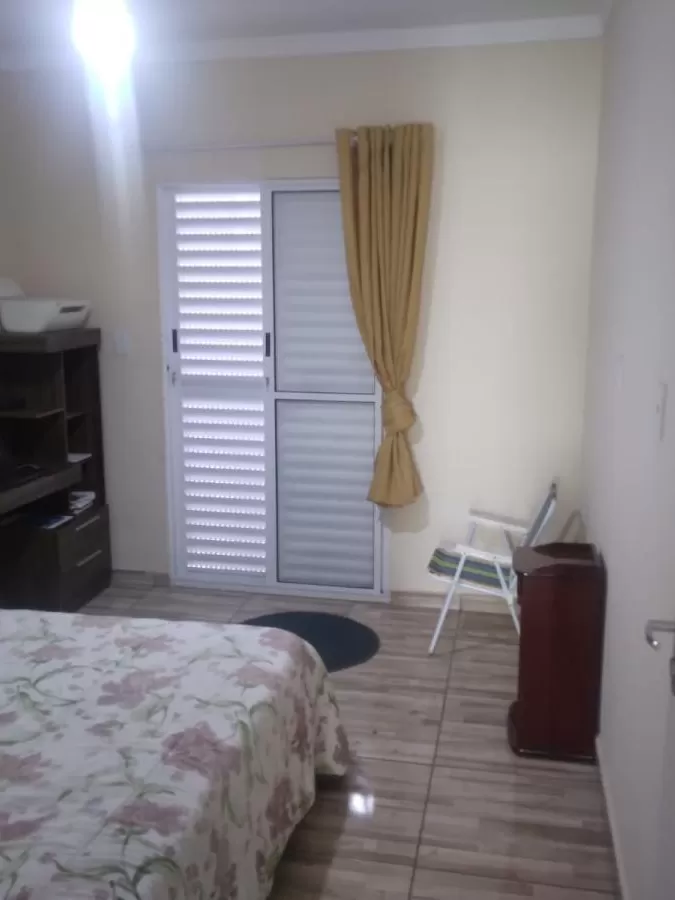 Sobrado à Venda com 3 quartos sendo 1 suíte e área gourmet, 195m² em Sorocaba/SP no Condomínio Reserva Ipanema