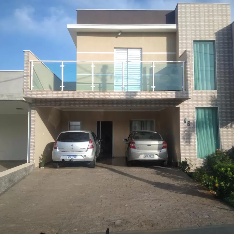 Sobrado à Venda com 3 quartos sendo 1 suíte e área gourmet, 195m² em Sorocaba/SP no Condomínio Reserva Ipanema