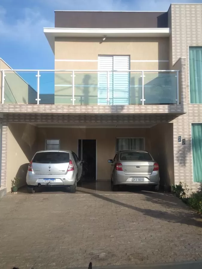 Sobrado à Venda com 3 quartos sendo 1 suíte e área gourmet, 195m² em Sorocaba/SP no Condomínio Reserva Ipanema